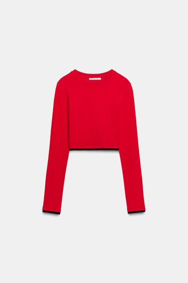 CAMISETA CORTA EFECTO DOBLE - Rojo de Zara