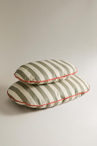 COUSSIN OVALE RAYURES ANIMAUX DE COMPAGNIE - Vert clair de Zara - Image 1