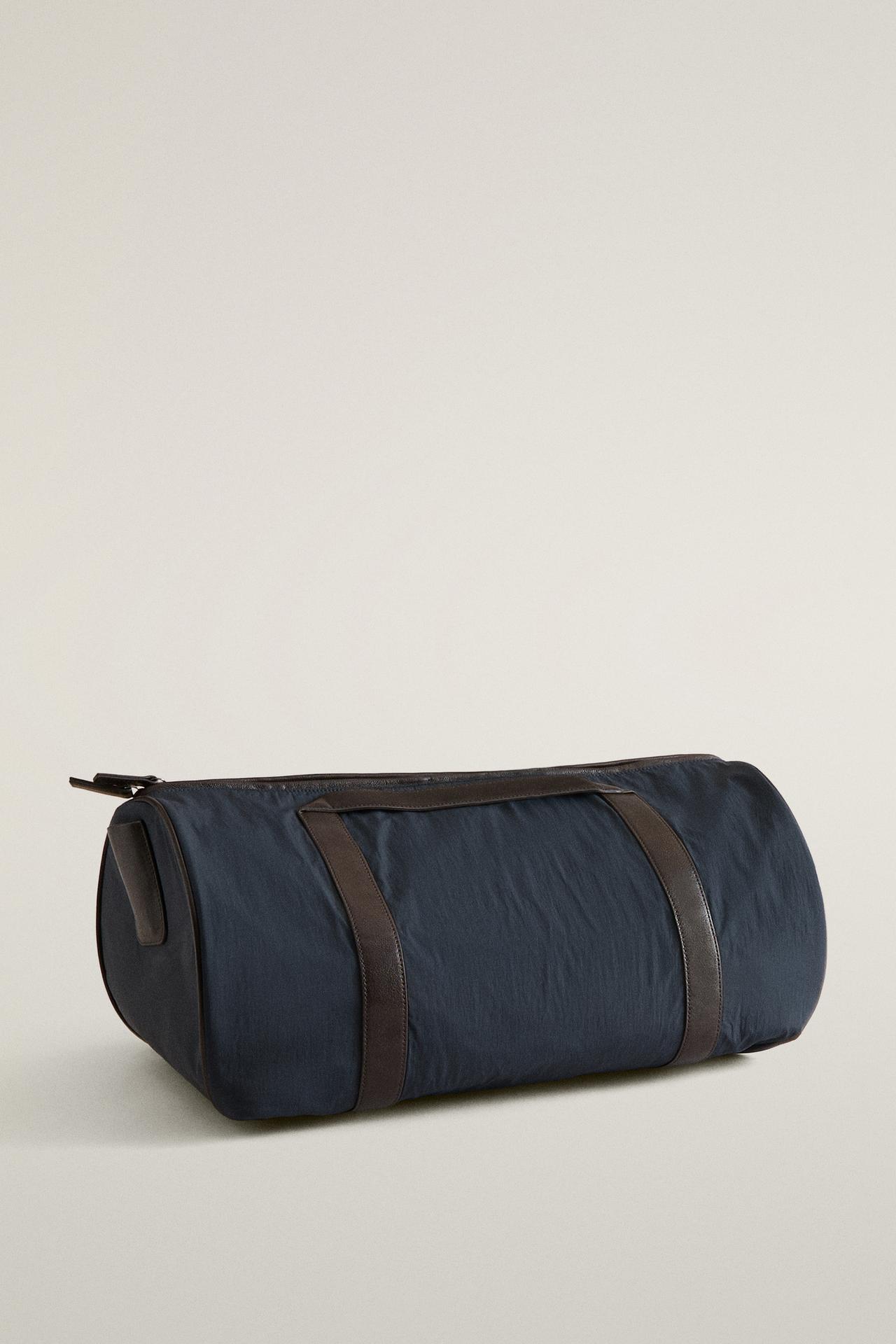 SPORTS BAG — Navy Blue