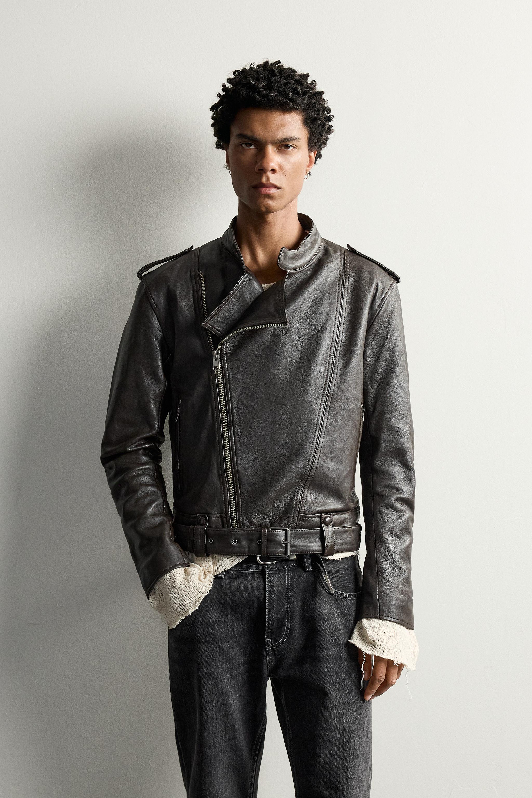 BLOUSON BIKER EN CUIR COUPE CROPPED