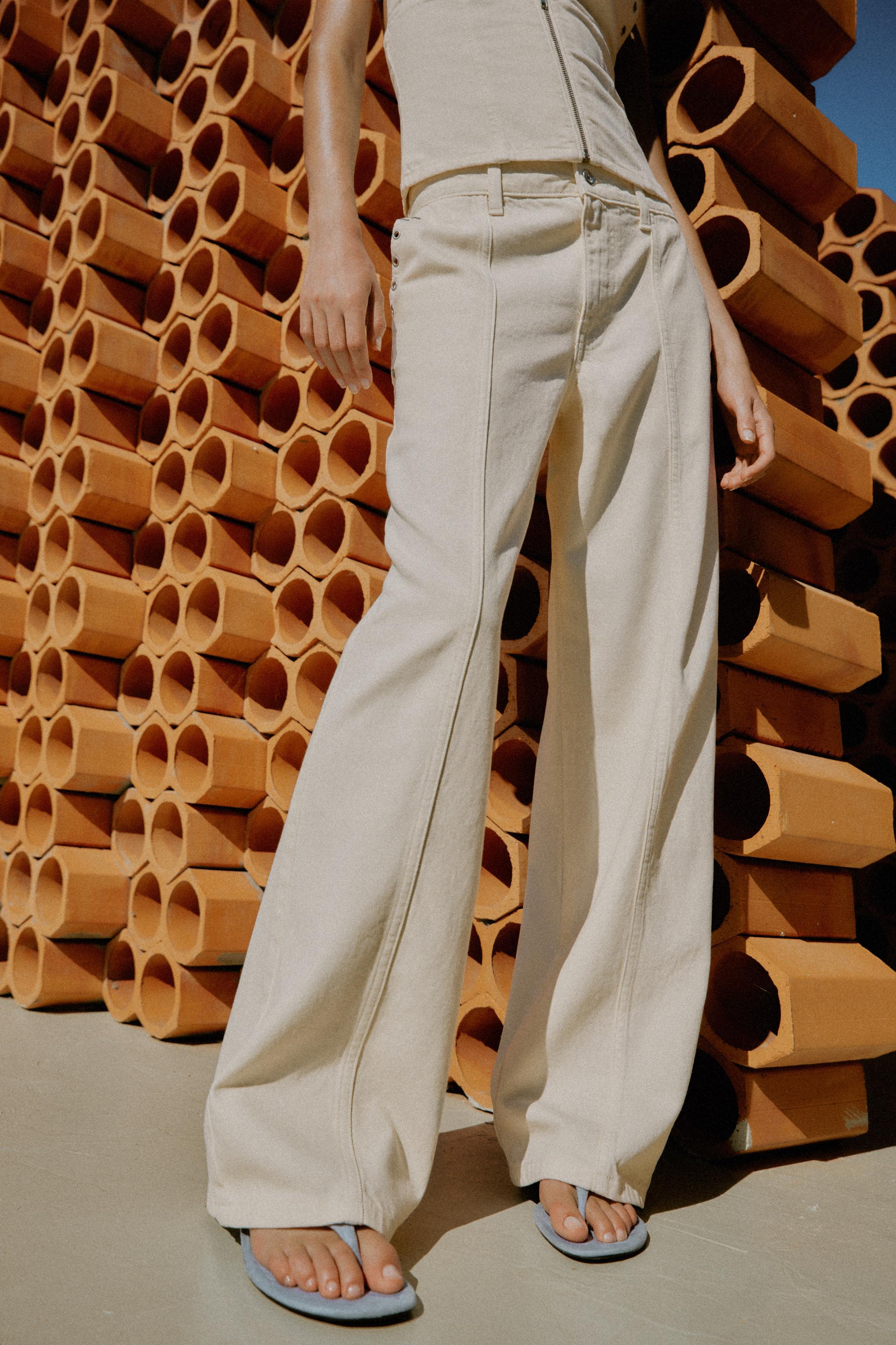 LOW-RISE EYELET STRAIGHT PANTS