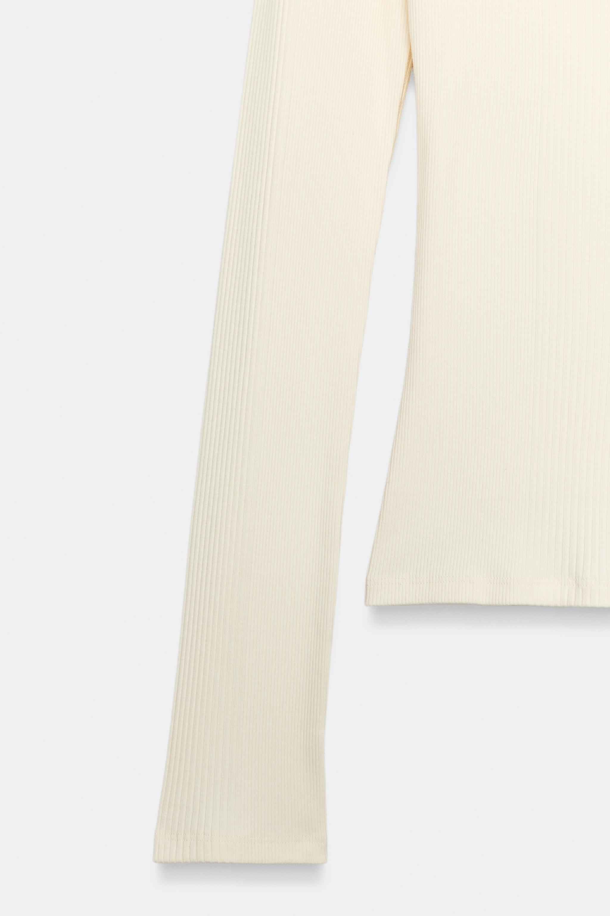 RIB KNIT MOCK NECK T-SHIRT
