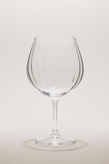 VINGLAS I KRYSTAL MED RELIEF - 990 fra Zara