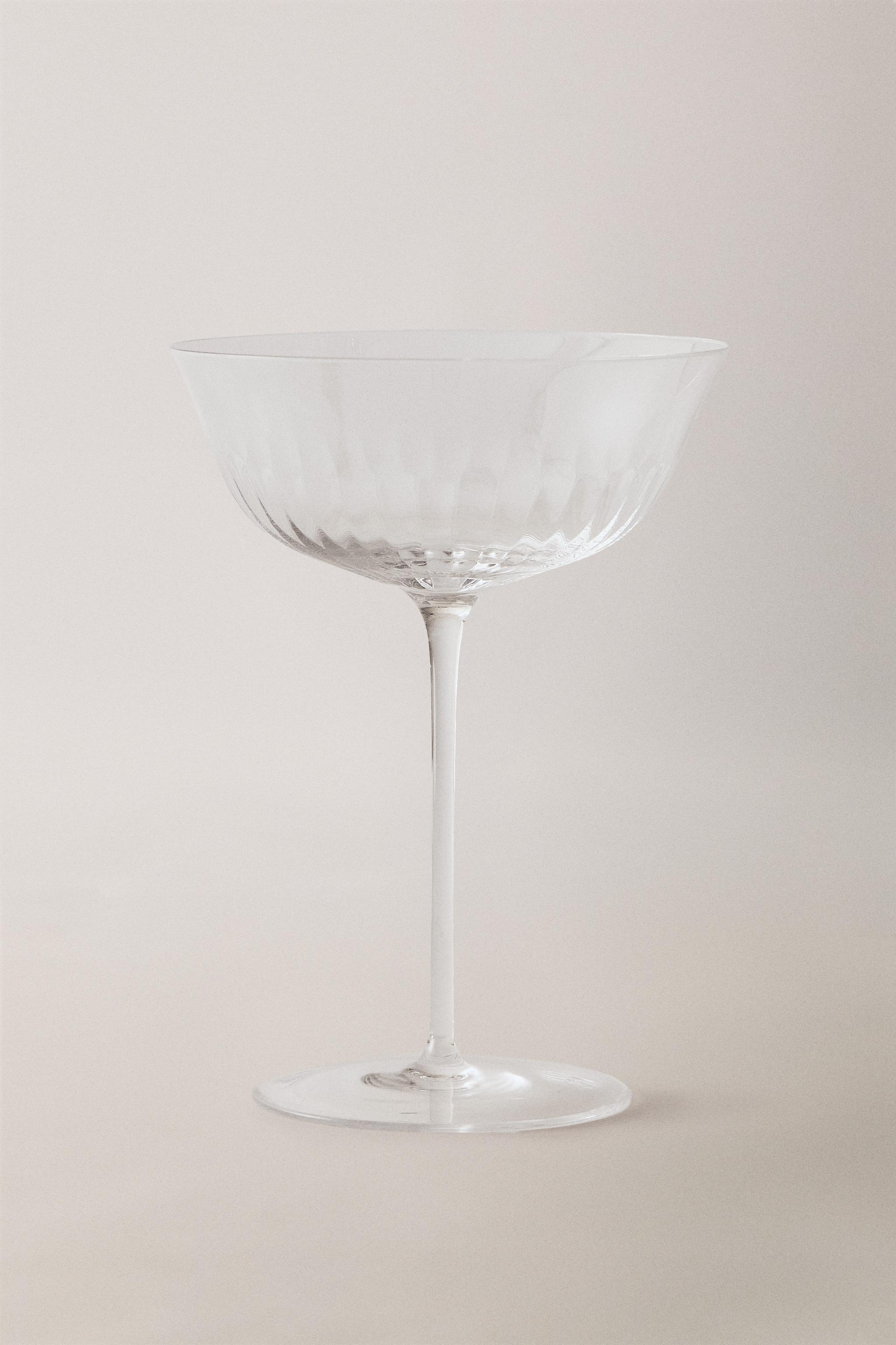 LINED GLASS COCKTAIL COUPE — Transparent