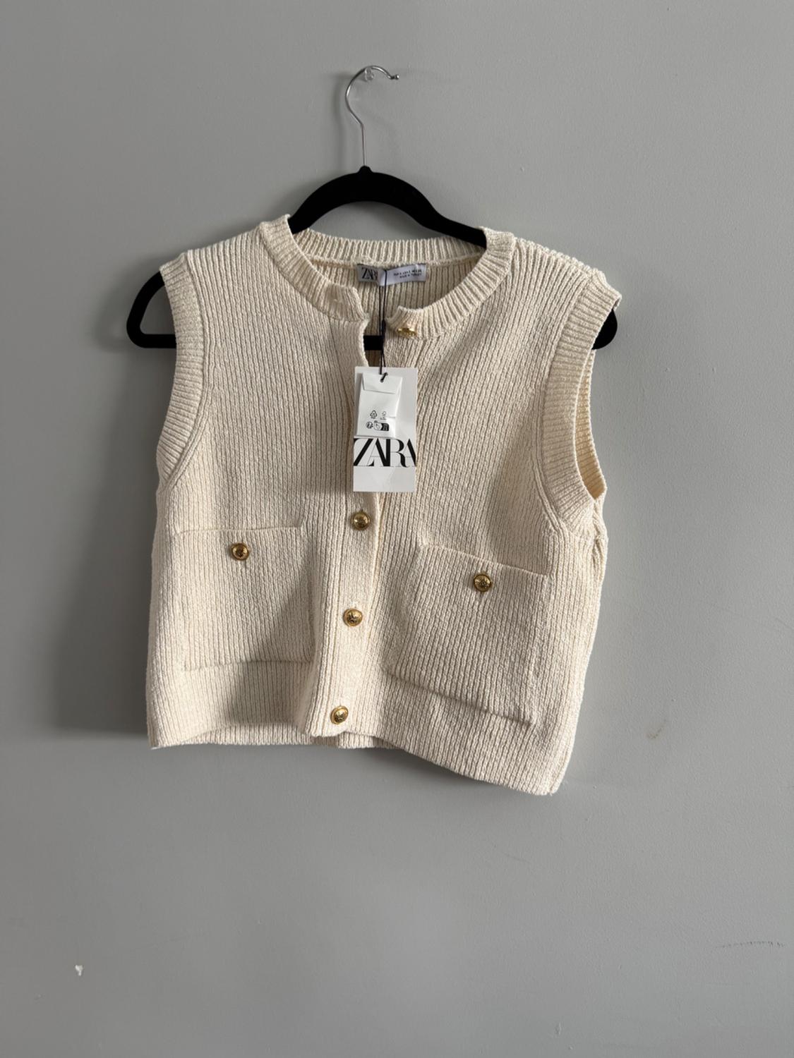 SMOOTH KNIT VEST TOP - Image 3
