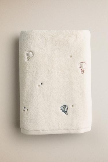 KIDS' TOWEL WITH BALLOONS - Light beige by Zara