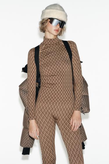 JACQUARD SEAMLESS THERMOLITE® CORE THERMAL T-SHIRT SKI COLLECTION - camel by Zara