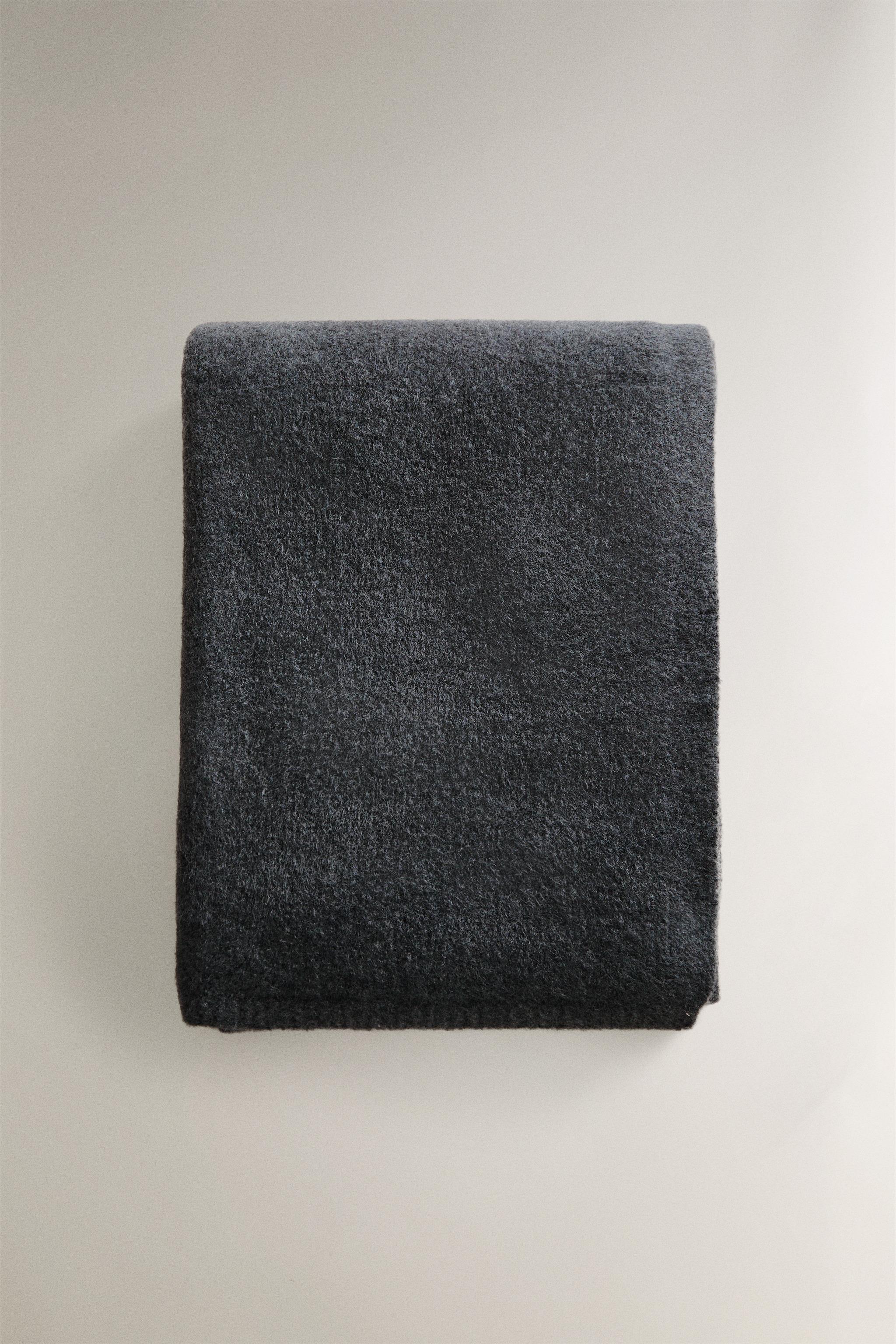COUVERTURE MAILLE