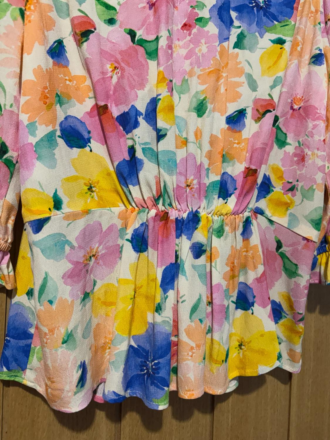 PRINTED BLOUSE WITH JEWEL BUTTON - Image 6