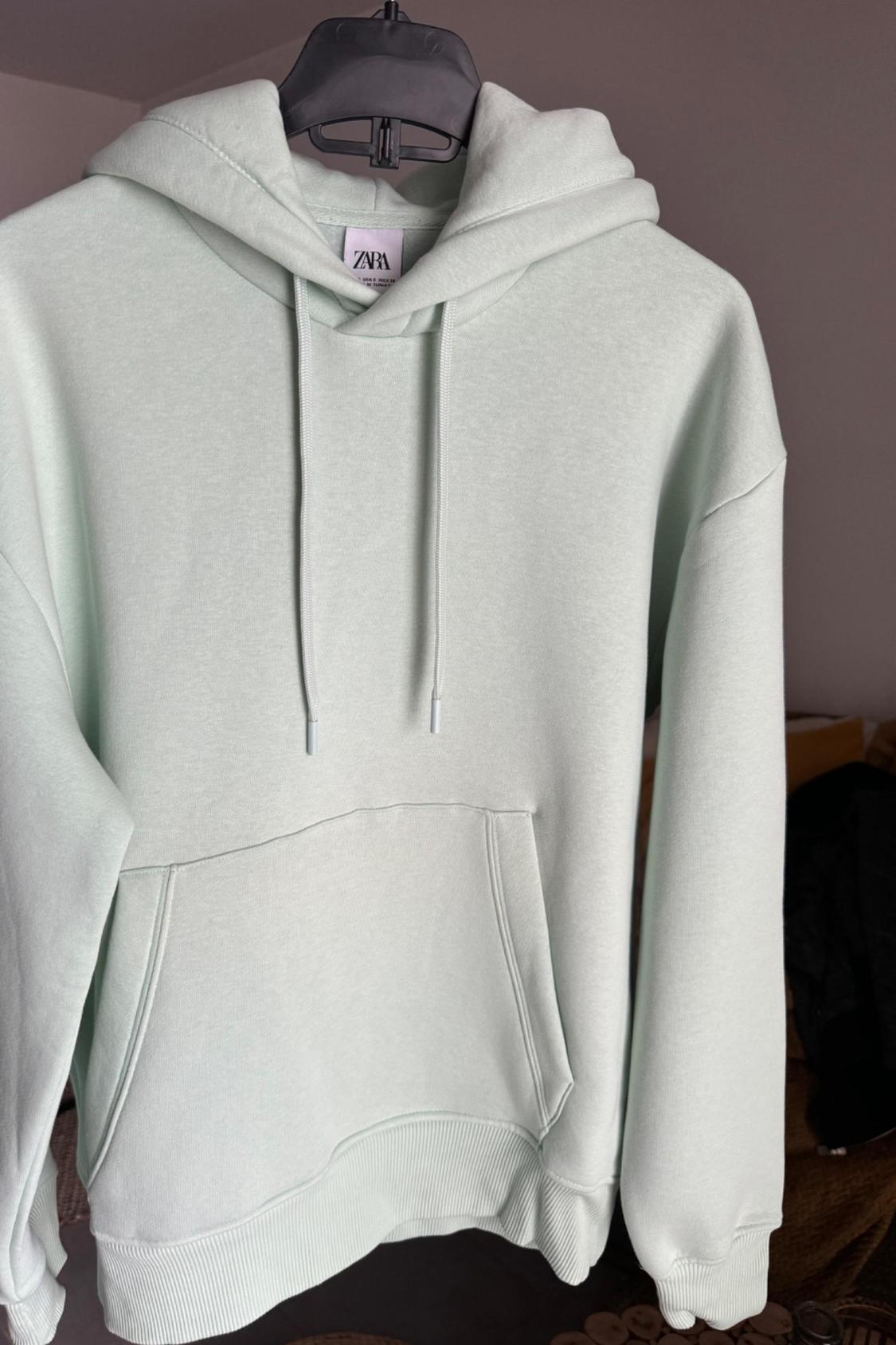BASIC HOODIE - Image 2
