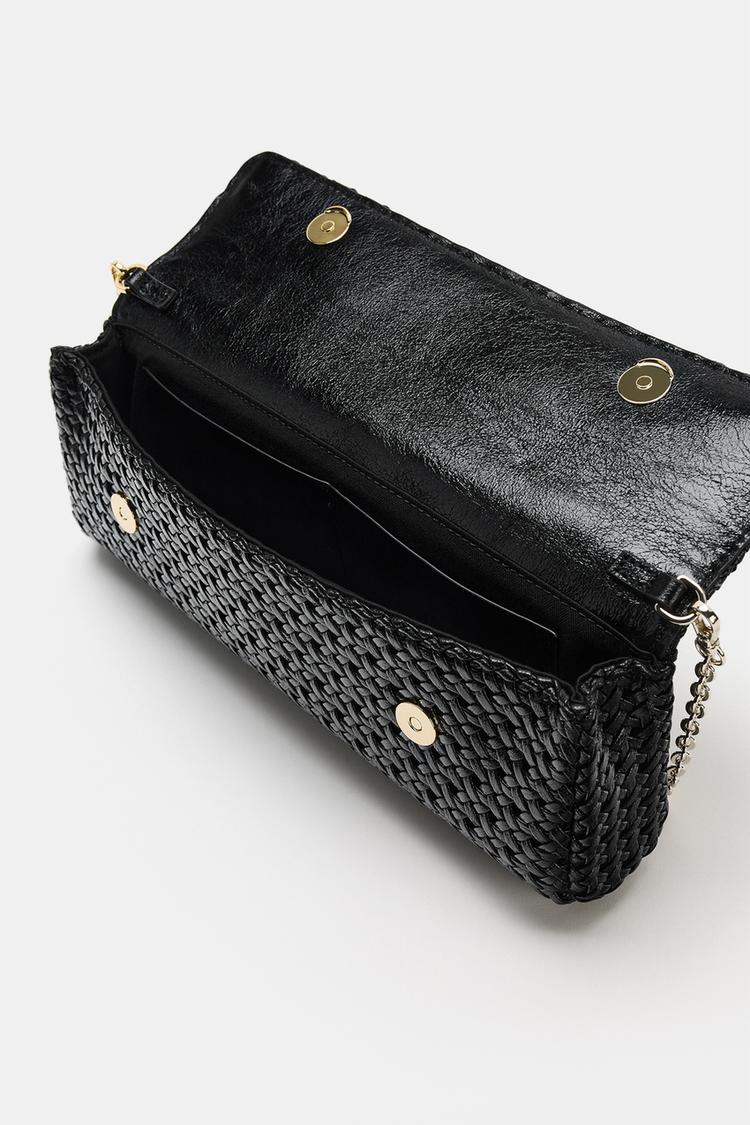 BOLSA DE MANO TRENZADA 6