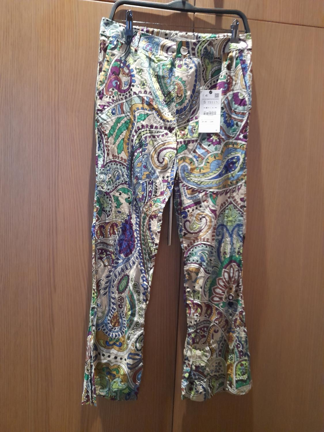 PRINTED FLARED TROUSERS