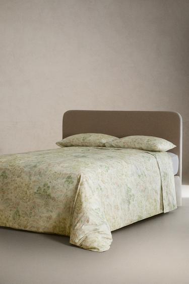 GARDEN PRINT DUVET COVER - Green by Zara - Image 1