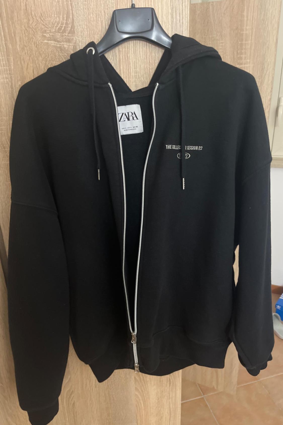 EMBROIDERED HOODIE - Image 3