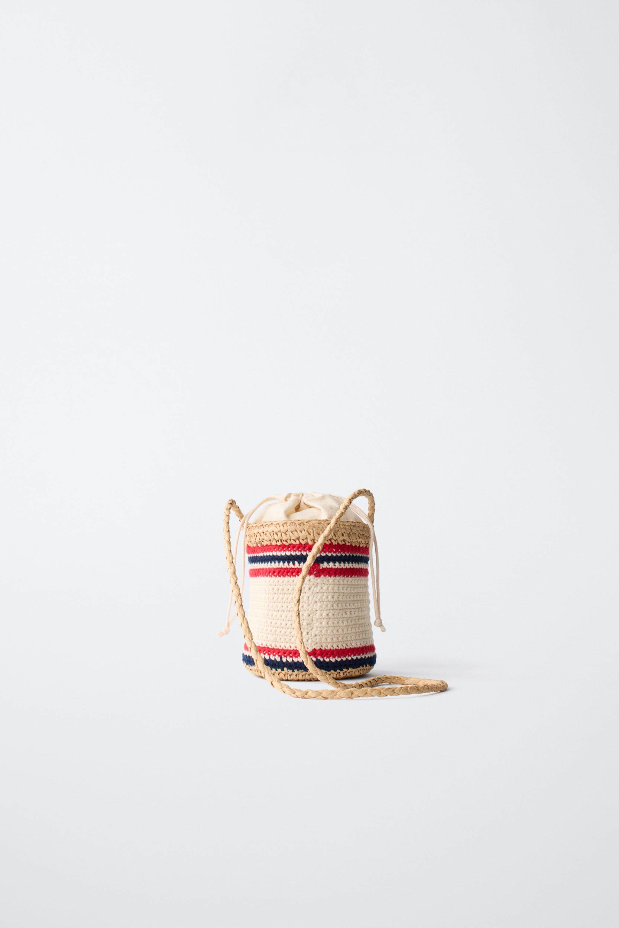 CROCHET FISH CROSSBODY BAG