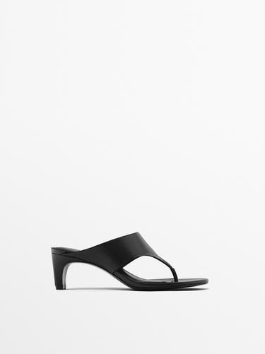 Sandales à talon en cuir nappa - Noir de Zara