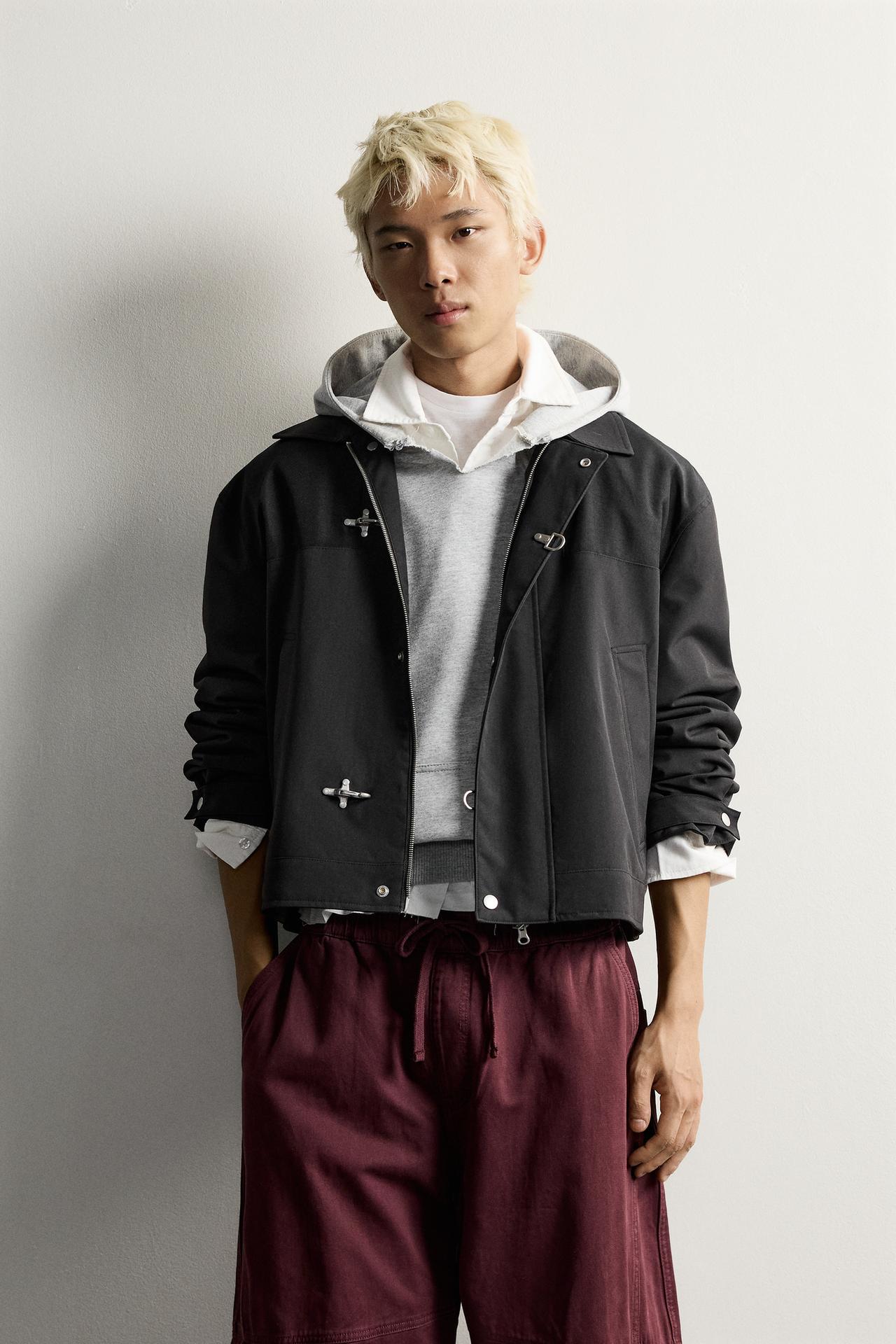 METAL FROG FASTENING CROPPED FIT JACKET — Black