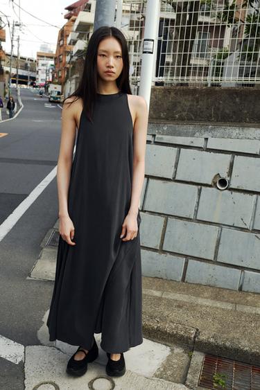 FLOWING MIDI DRESS - Black by Zara