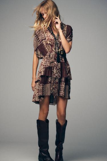 VESTIT DE GRANADURES ESTAMPAT AMB FIL METAL·LITZAT - Multicolor de Zara - Imatge 0