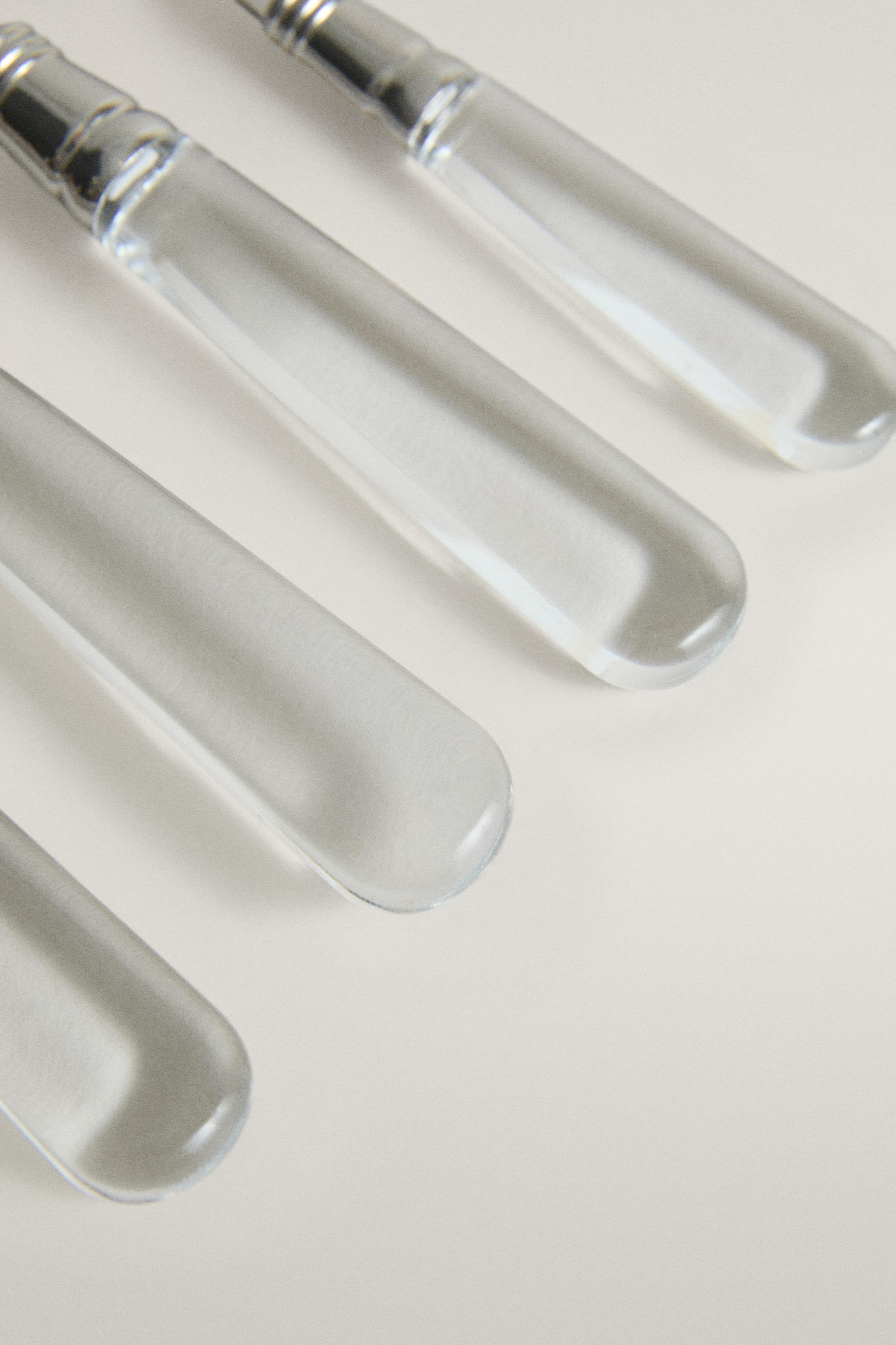 CUTLERY SET WITH TRANSPARENT HANDLE (SET OF 4)