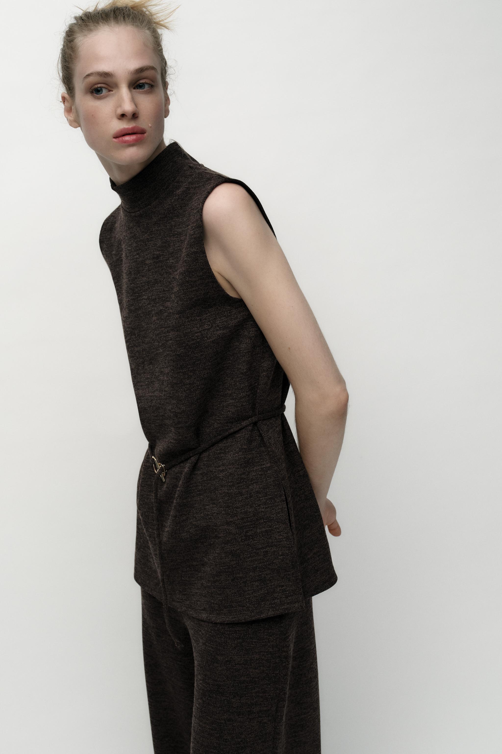 SOFT PIQUÉ MOCK NECK TOP