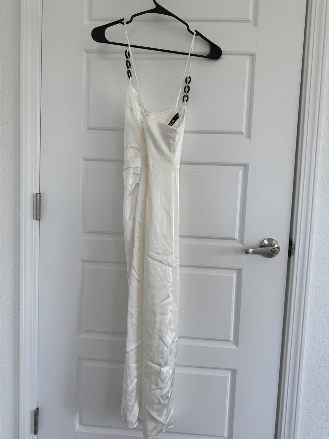 CHAIN STRAP SATIN EFFECT DRESS - Image 2