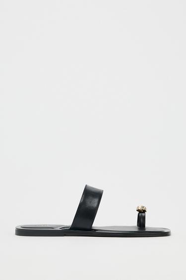 METALLIC BEAD TOE POST SANDALS - Black by Zara