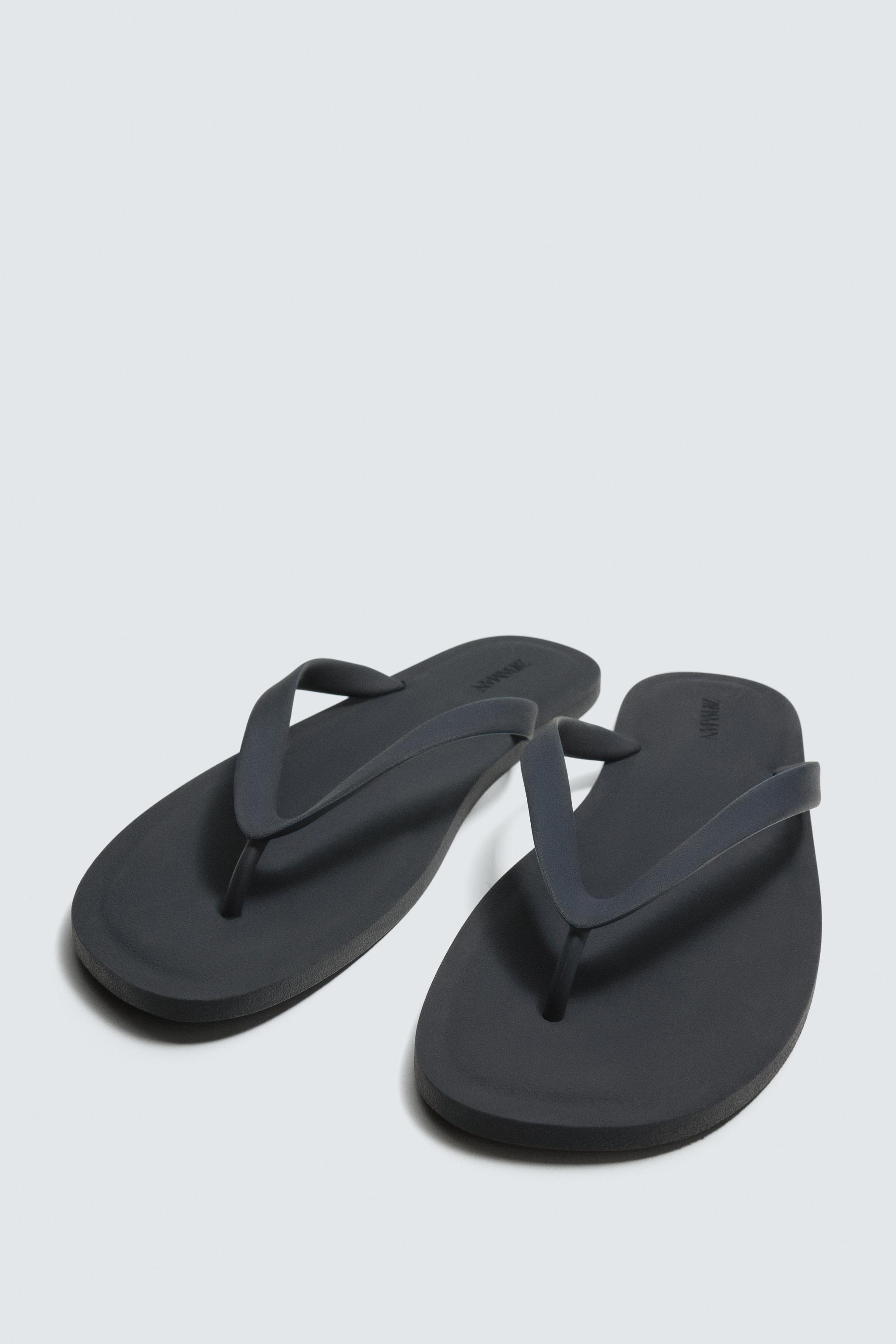 SANDALES À BRIDES