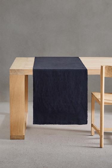 TABLE RUNNER 01 - Blue by Zara