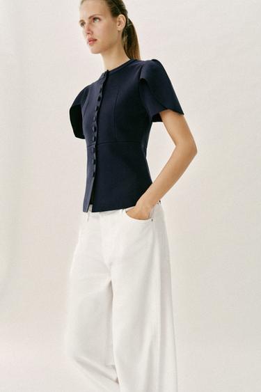 VESTE EN MAILLE À MANCHES BOUFFANTES ET OUVERTURES - Bleu marine de Zara - Image 4