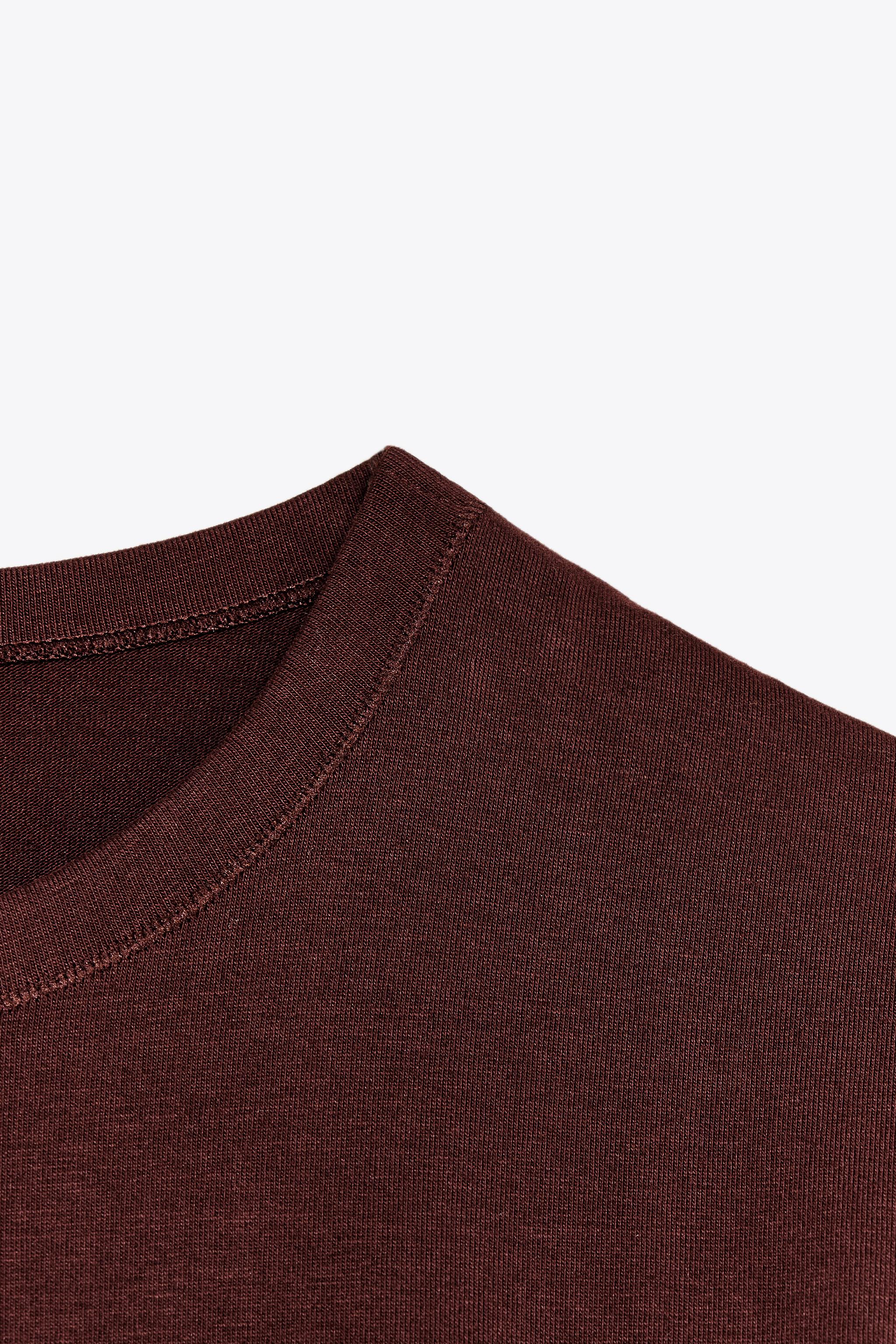 SLIM FIT SHORT SLEEVE T-SHIRT