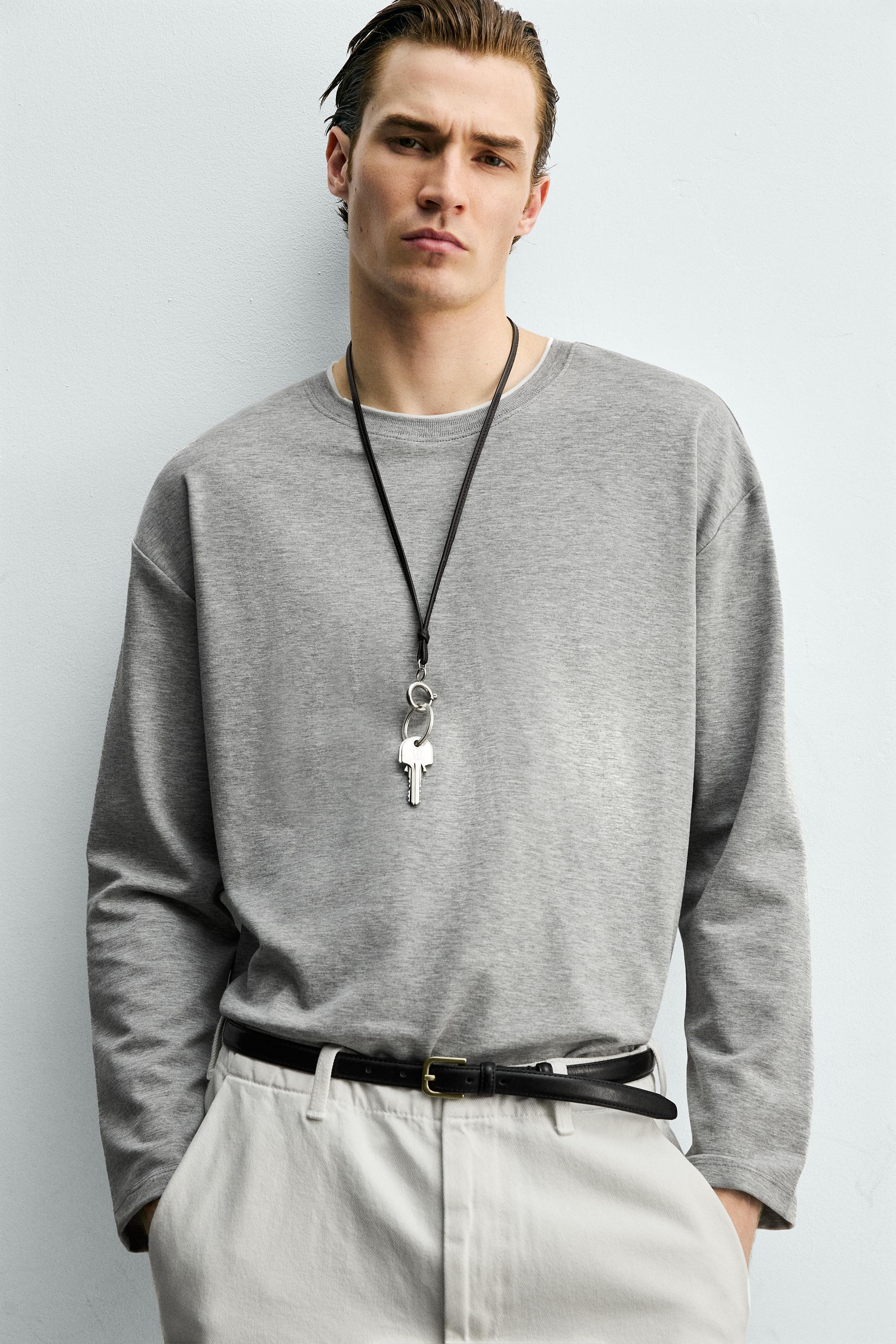 T-SHIRT WITH CONTRAST DOUBLE RIBBED HEM