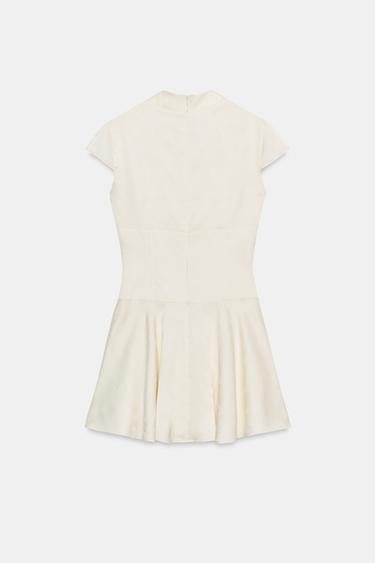 ROBE COURTE EN SATIN JACQUARD À BOUTONS - Écru de Zara - Image 3