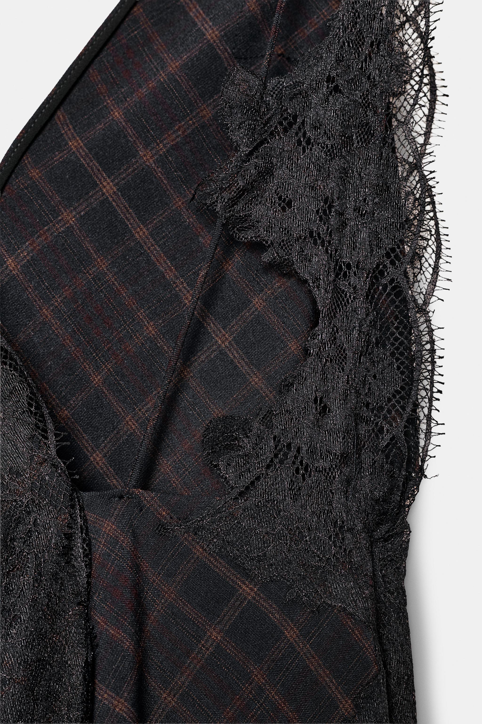 ROBE EN MATIÈRES VARIÉES ET DENTELLE ZW COLLECTION LIMITED EDITION