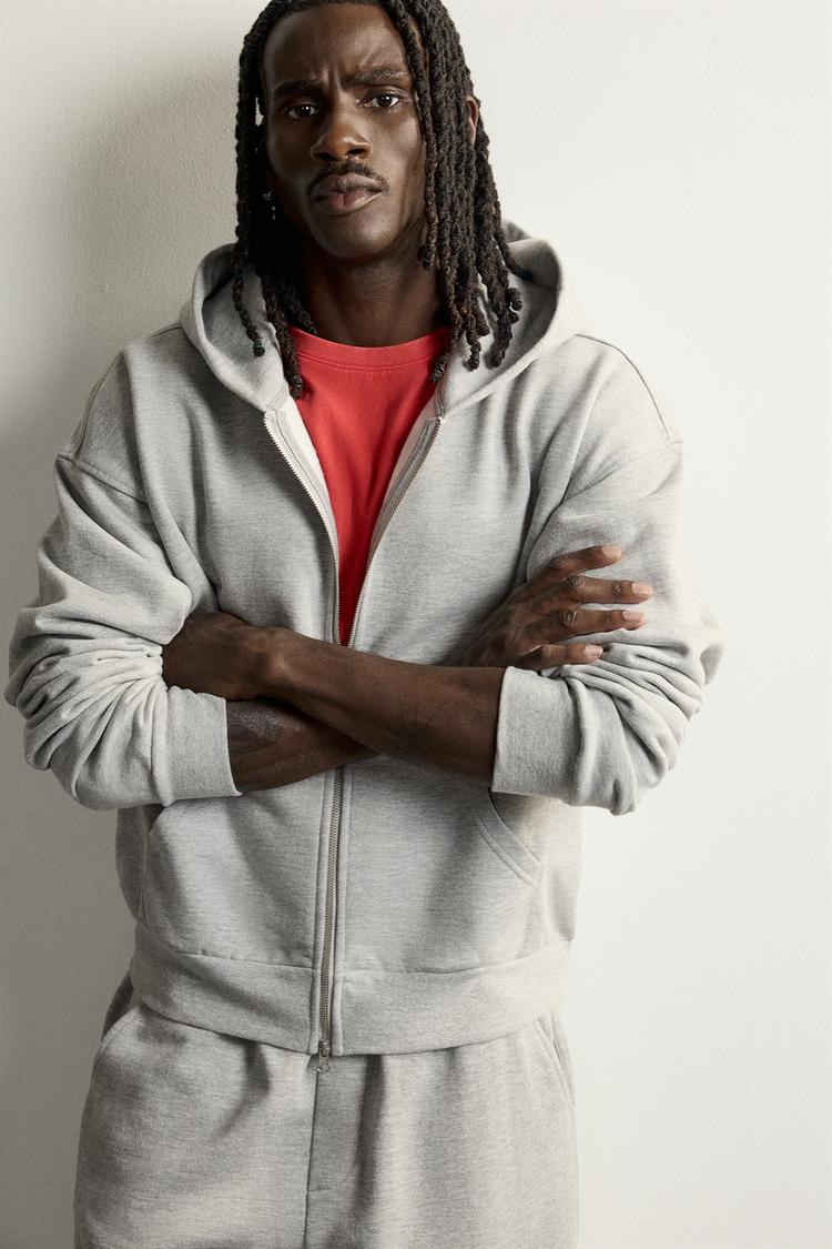 Sudadera con capucha básica de corte boxy y cremallera 5