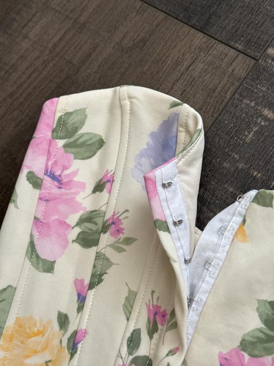 FLORAL CORSET TOP - Image 4