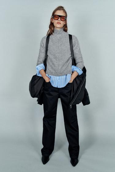 SHAMOLGA CHIDAMLI REZINALANGAN KAPYUSHONLI ANORAK - Qora Zara tomonidan