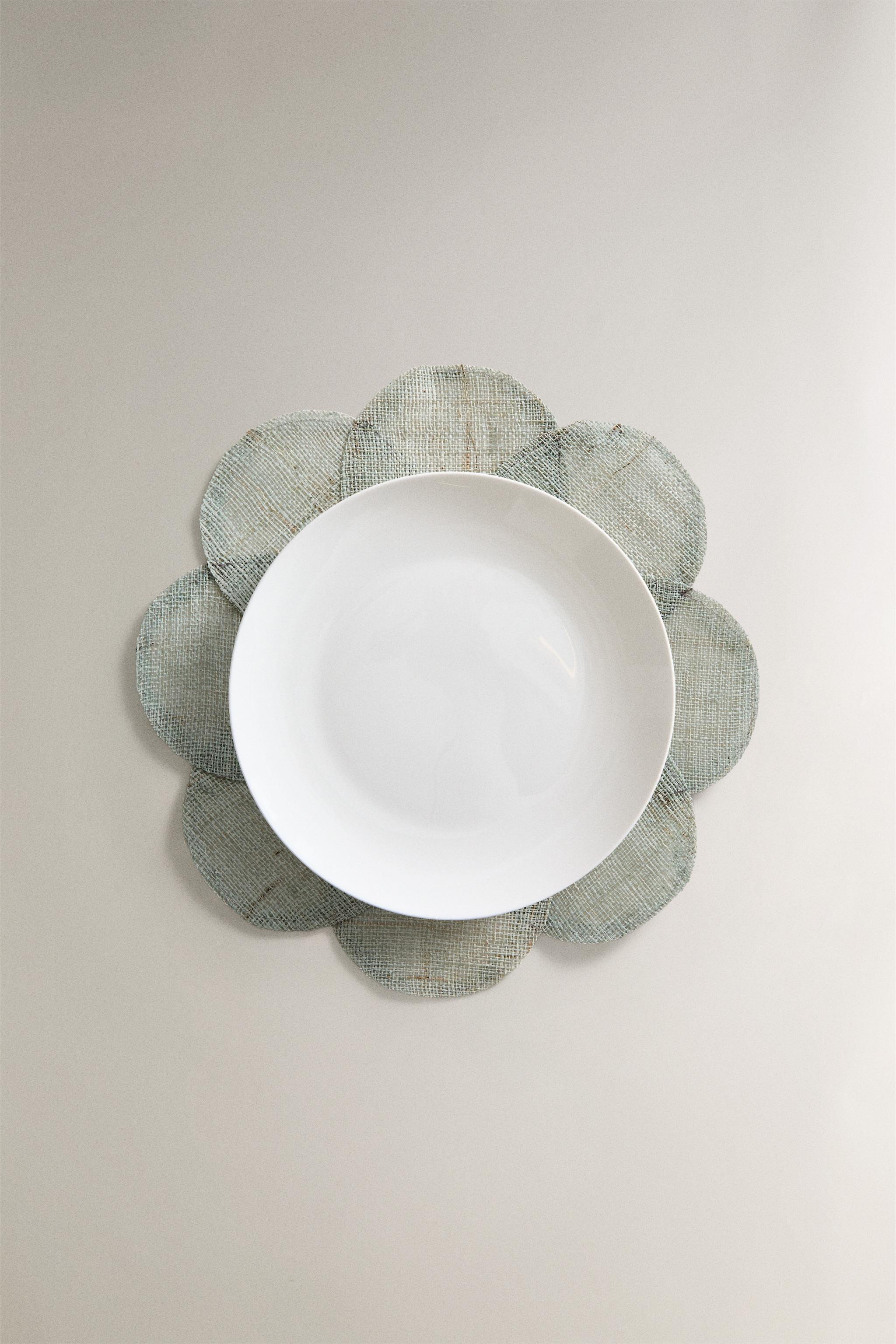 RAMIE FLOWER PLACEMAT