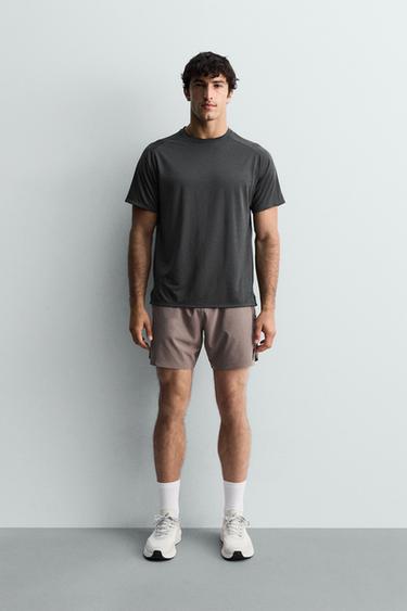 CAMISETA TÉCNICA ESTRUCTURA - gris antracita de Zara
