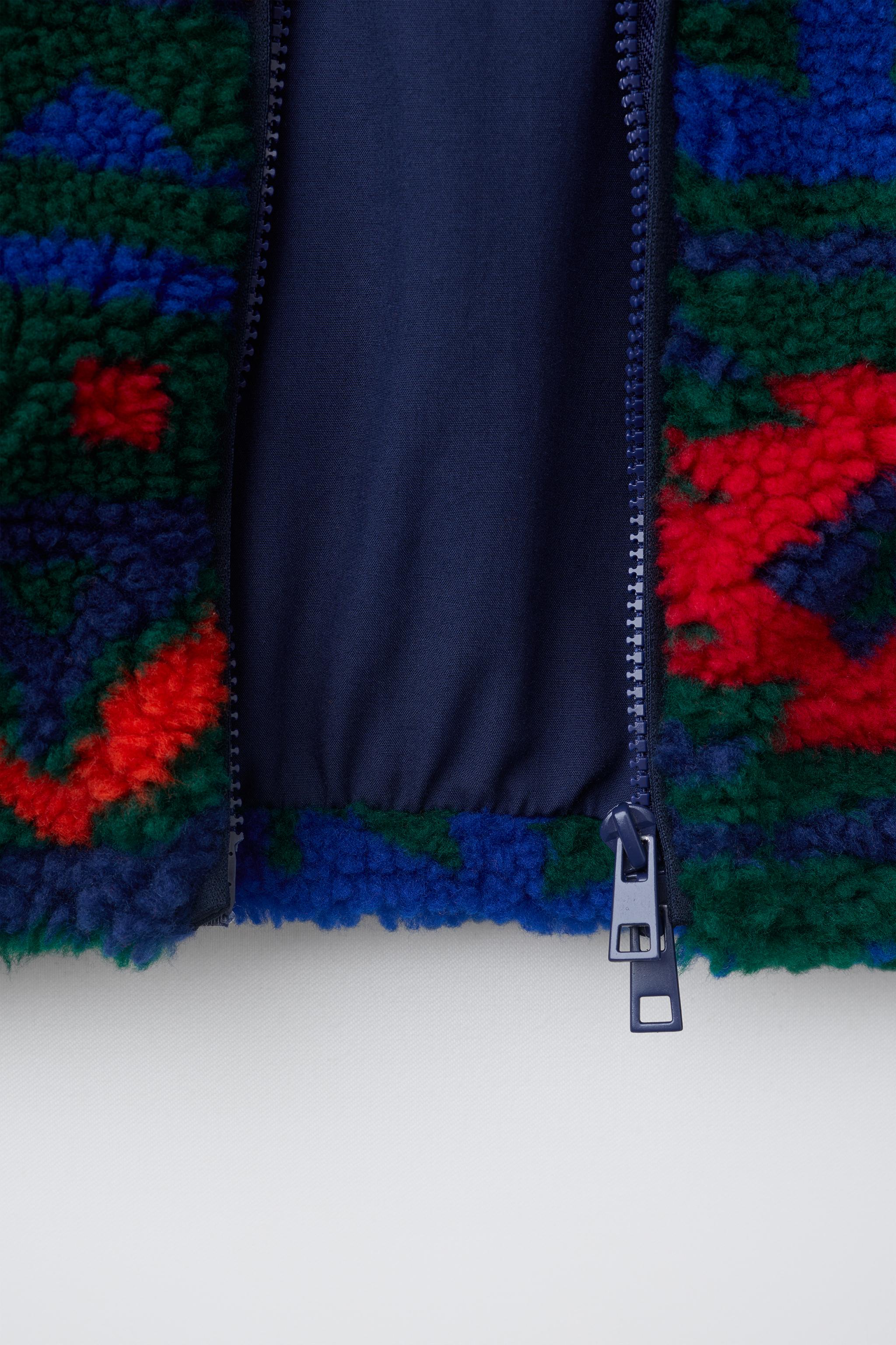 Детские куртки Zara GEOMETRIC PRINT FAUX SHEARLING JACKET — фото 8