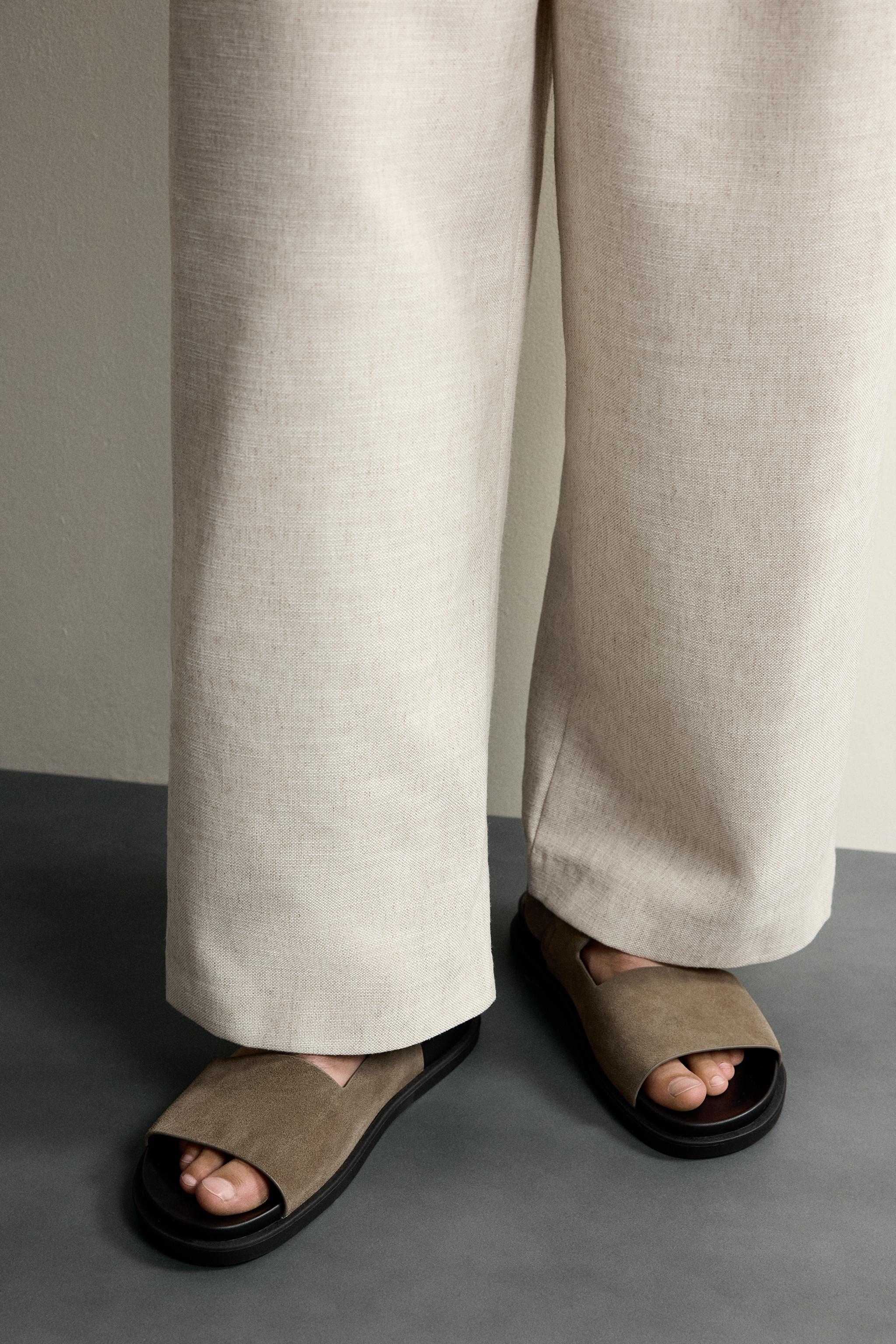 STRAPPY LEATHER SANDALS