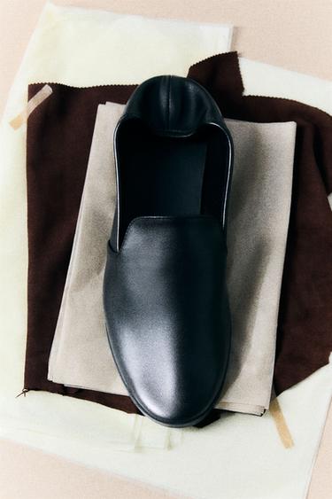 MOCASÍN PIEL - Negro de Zara