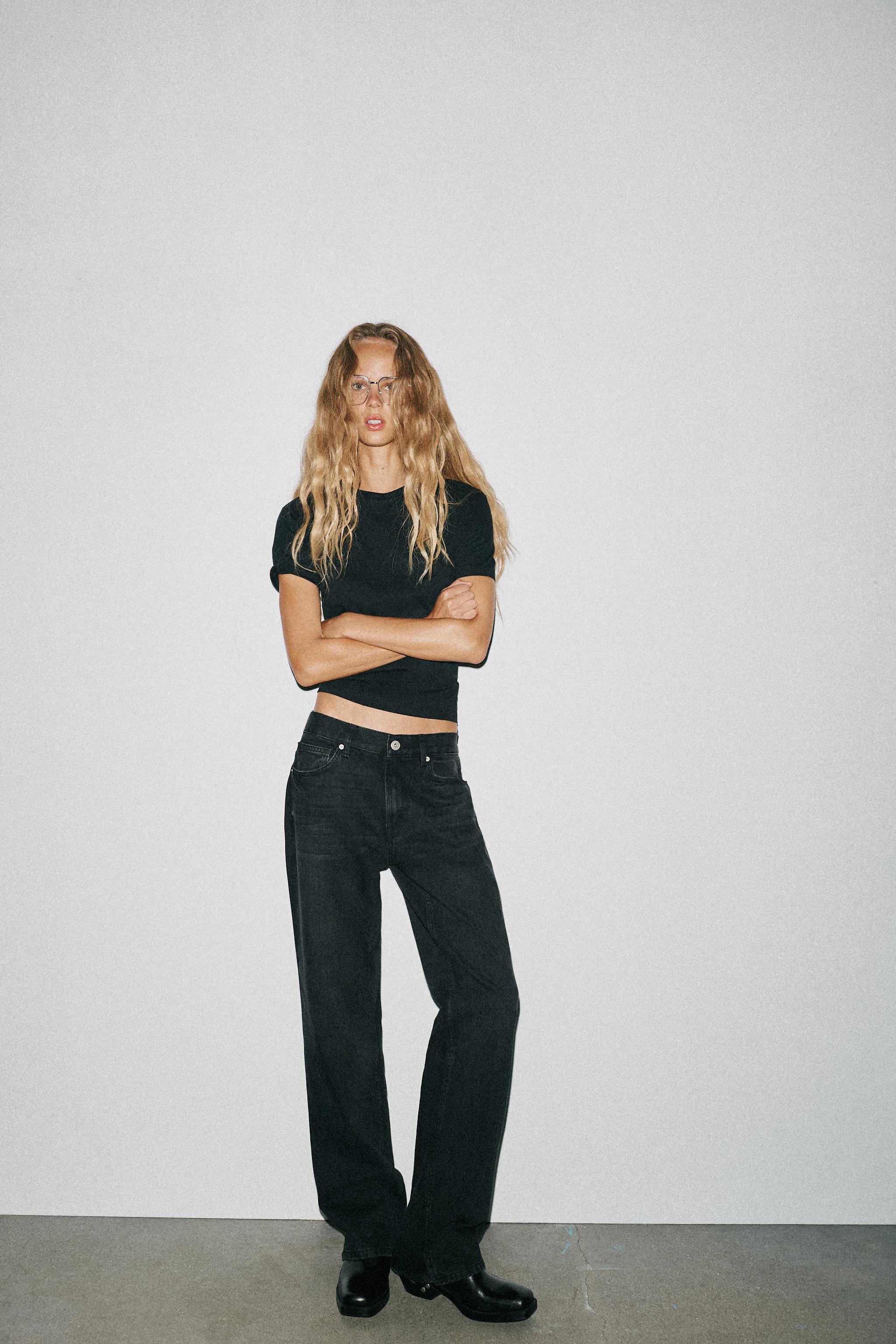 スニーカー JEANS Woman Sneakers Black YW0YW01878 0GM TRF LOW RISE STRAIGHT LEG JEANS - Black | ZARA United States
