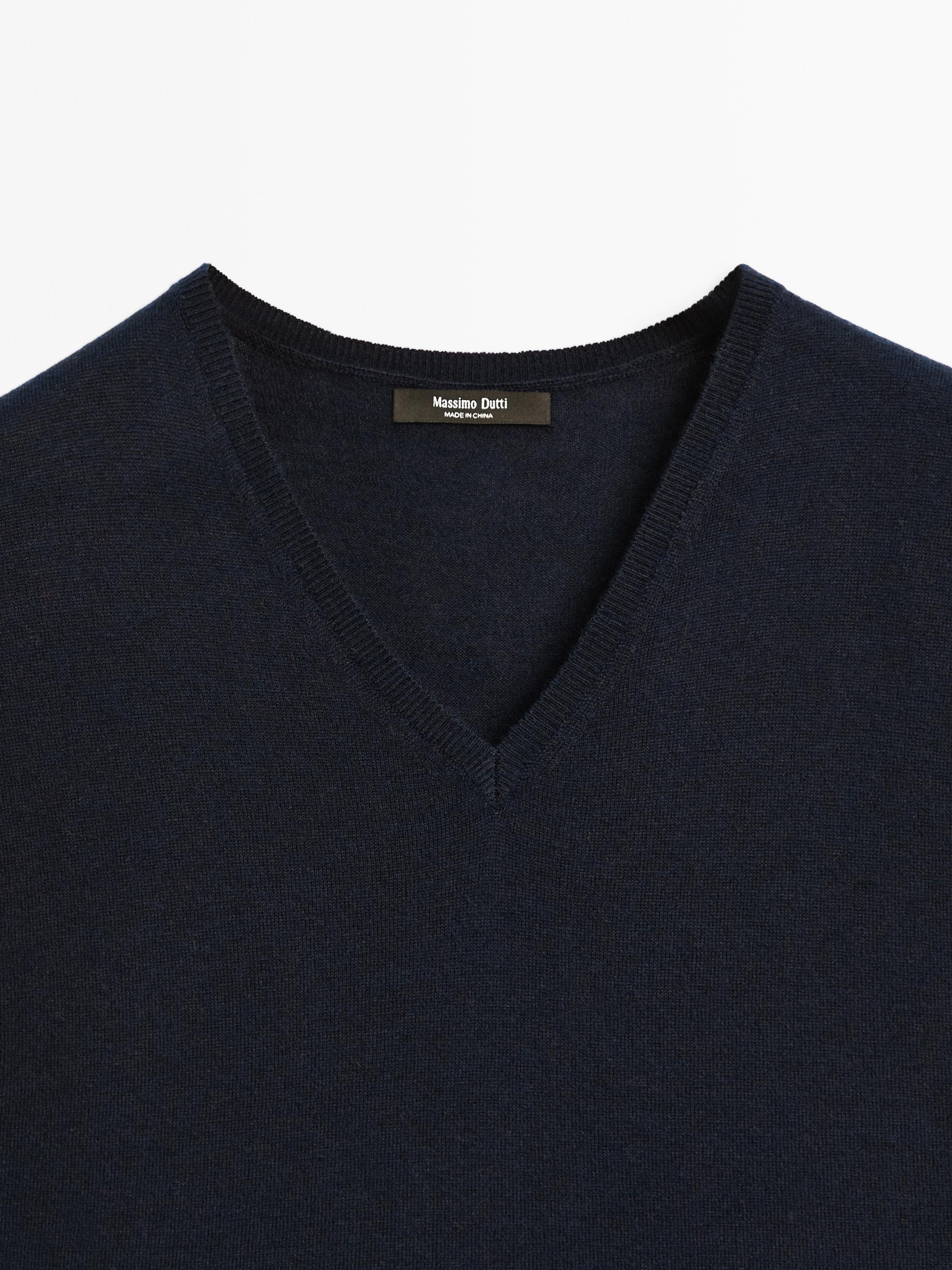 Veste sans manches courte laine à col en V