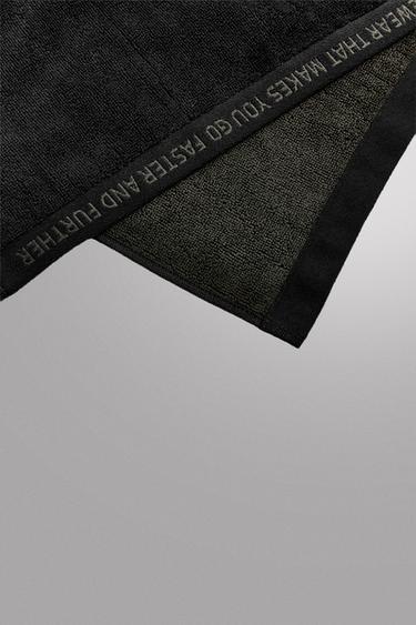PETITE SERVIETTE D'ENTRAÎNEMENT - Noir de Zara - Image 4