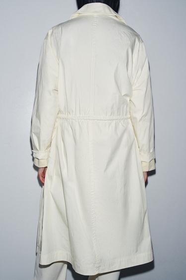 TRENCH OVERSIZE ZW COLLECTION - Blanc cassé de Zara - Image 2