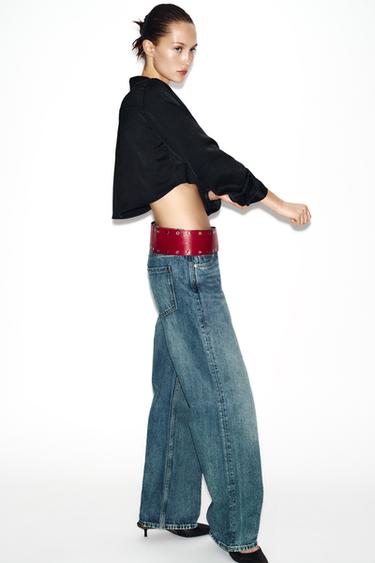 CAMISA SATINADA CORTA - Negro de Zara