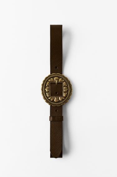 EMBOSSED BUCKLE LEATHER BELT - Brown by Zara