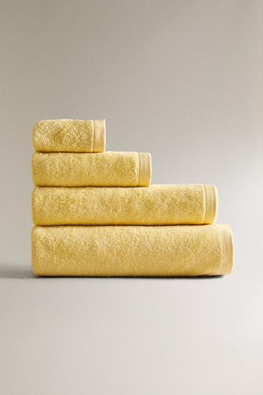 منشفة حمام سادة من القطن الملتف (500 غxم²) - أصفر وسط الخاص بـ Zara