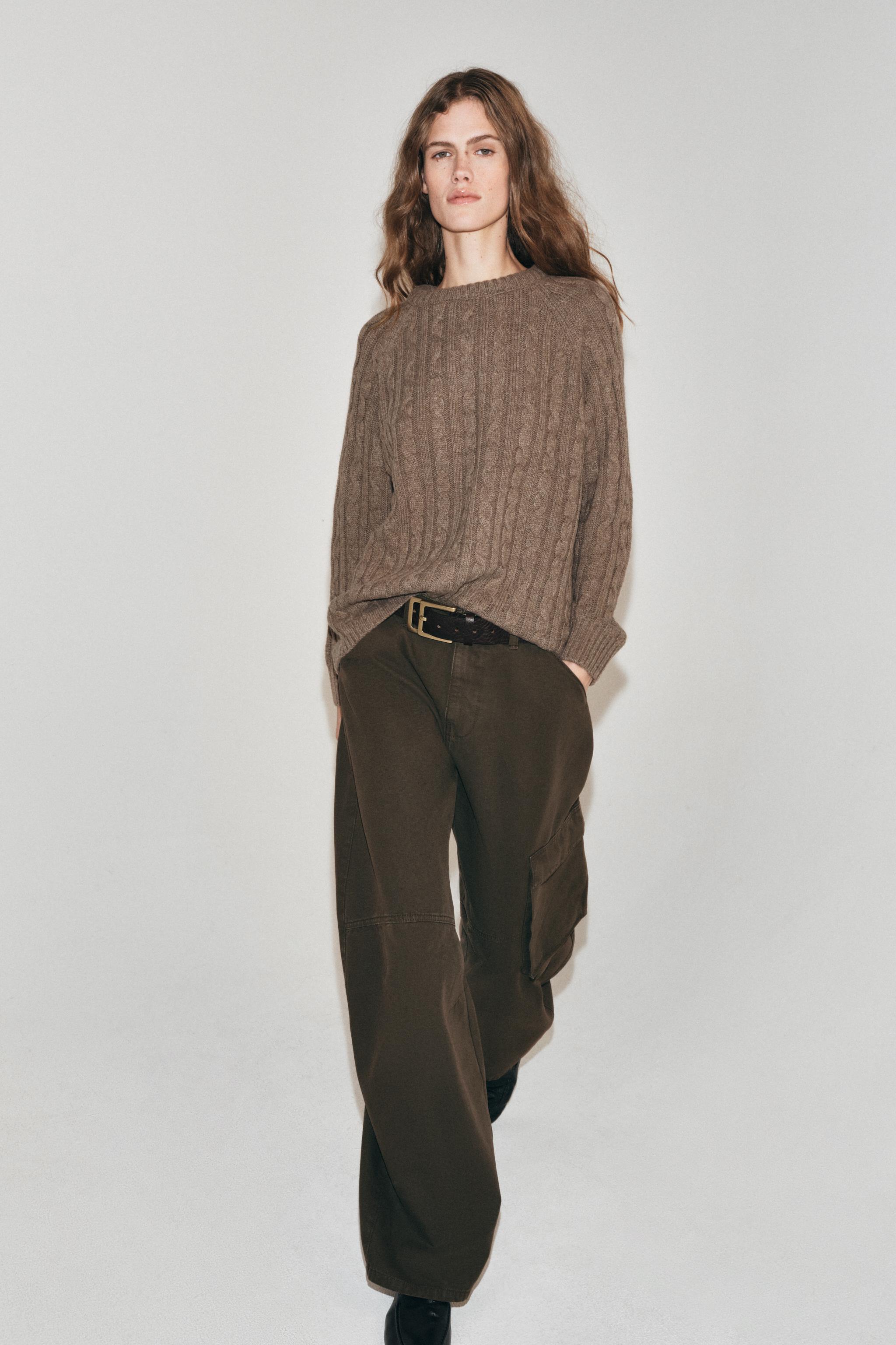 CABLE KNIT SWEATER